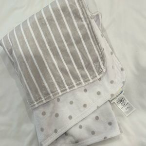 Reversible pottery barn baby blanket 30x40in NWOT